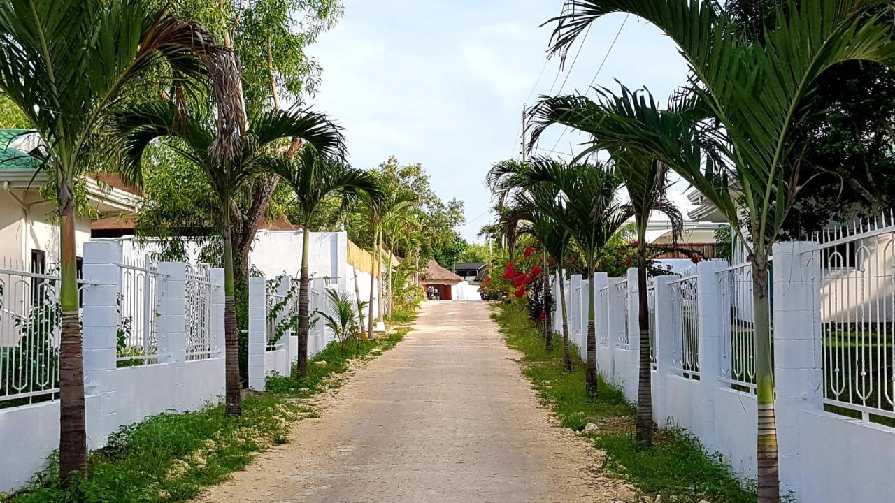 Montecarlo Villas Panglao Exterior photo